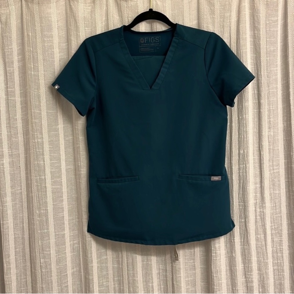 FIGS scrubs